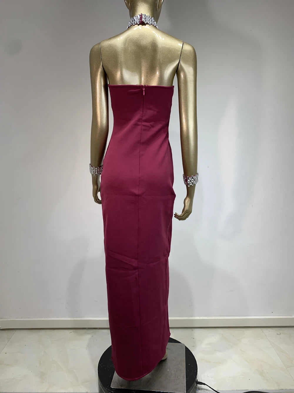 Maxy Luxury Diamond Chain Halter Backless Tight Bandage Dress Women Off Shoulder High Slit Celebrity Evening Party Gowns