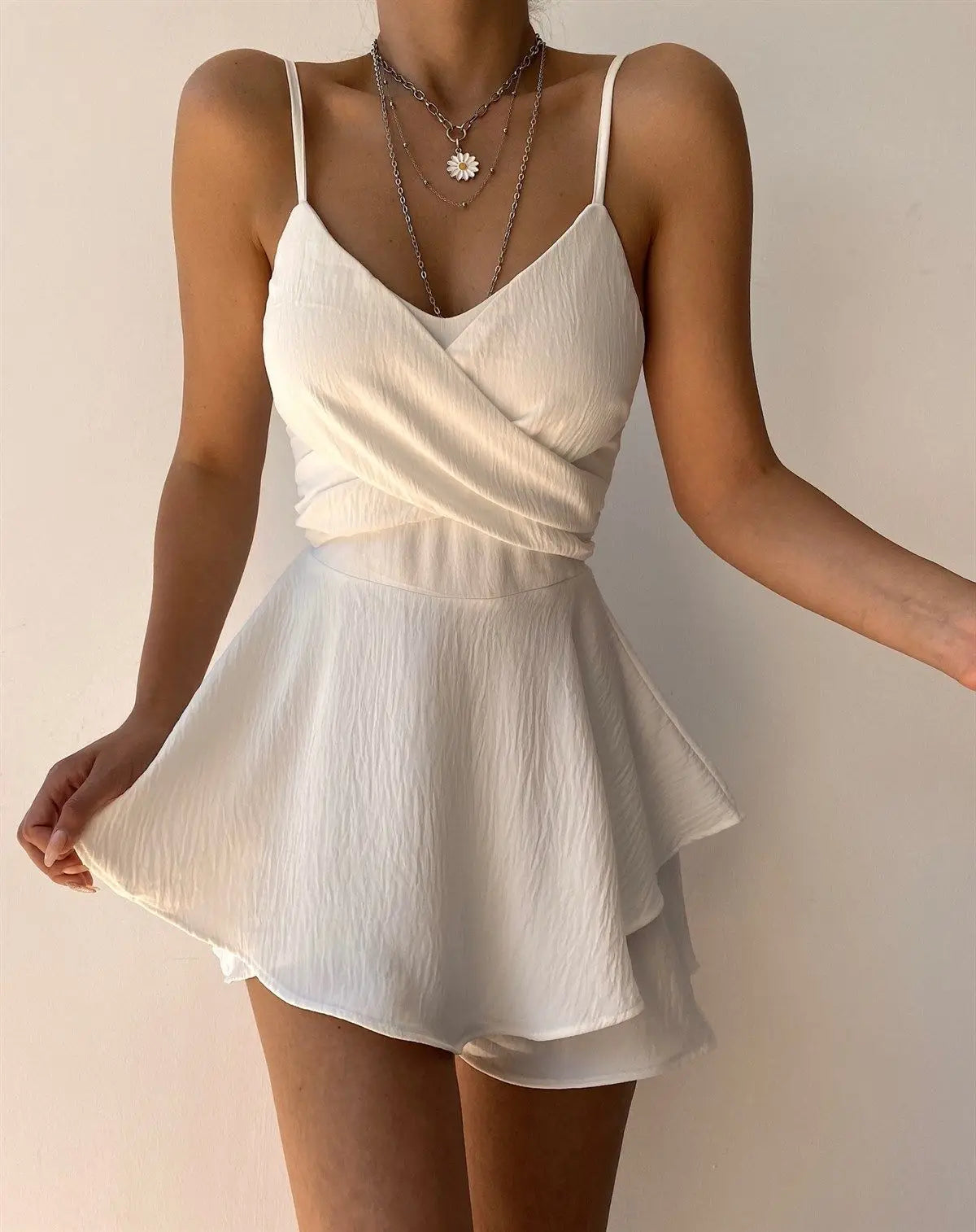 Amay Slim Suspender Strap Sexy Jumpsuits Y2k Solid Ruffles Rompers Summer Casual Threaded Slip Playsuits Female Elegant Clothes Dress