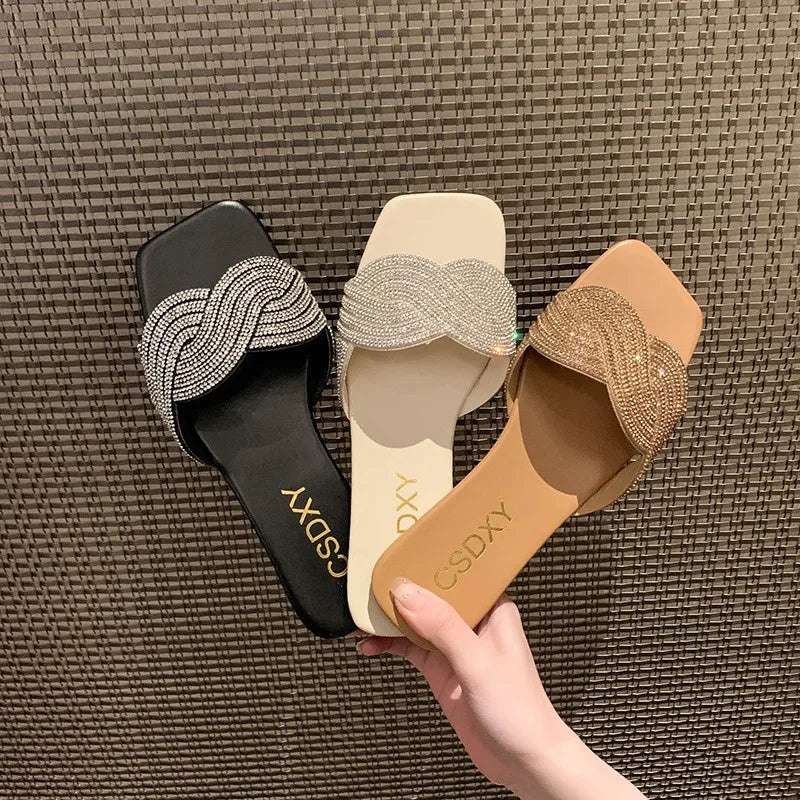 Maxy New 2024 Summer Flat Heel Rhinestone Ladies Shoes Women Fashion Rhinestones Sandals High Quality Outdoor Beach Slides Slippers