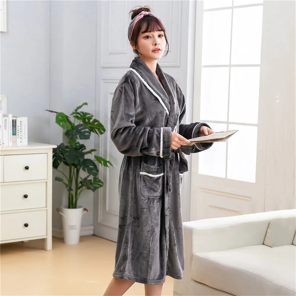 Winter New Female Robe Sleepwear Thickened Coral Fleece Bathrobe Nightgown Warm Loose Flannel Home Dressing Gown Lounge Wear