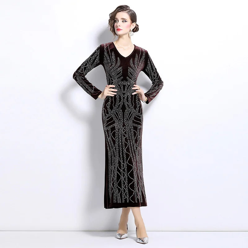 Maxy New European and American style diamond studded long sleeved V-neck velvet hip hugging dress womans clothes for 2024