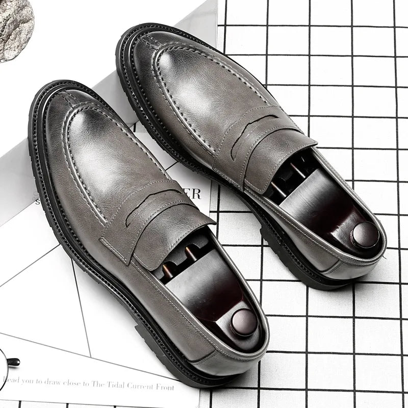 Maxy New Arrival Luxury Italian Brand Men Leather Flats Men British Brogue Dress Shoes Formal Business Oxfords Shoes for Men