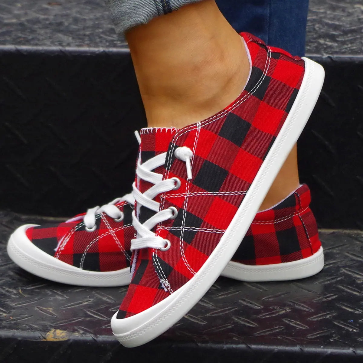 Maxy Women's Christmas New Fashion Red and Black Plaid Casual Cloth Shoes, Large Size Women's Shoes