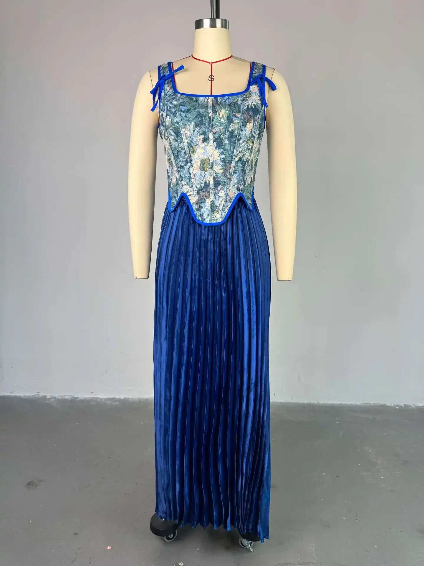 Maxy Vintage French Court Style Long Dress Set Y2K Fresh Floral Print Waist Cinched Vest Top High Waist Pleated Skirt Two-Piece Set