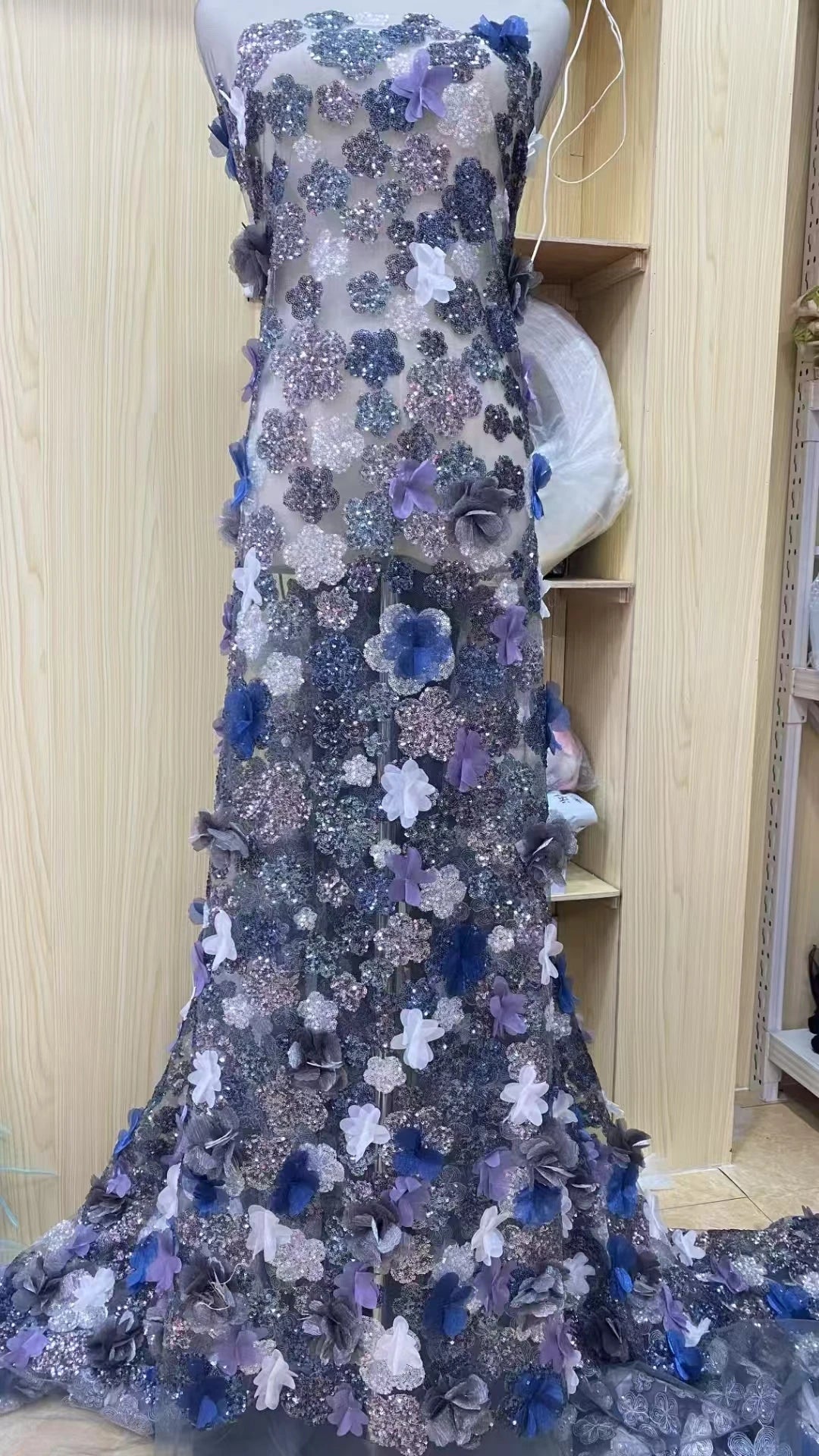 Maxy African 3D Mesh Groom Lace Fabric High Quality French Sequins Lace Fabric Nigerian Lace Fabric For Wedding Women Dress