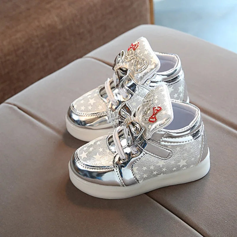 Maxy Girls Sneakers Light Up Flashing Sports Skateboard Shoes Comfortable LED Luminous Sequins Casual Shoes Baby Kids Toddler Shoes