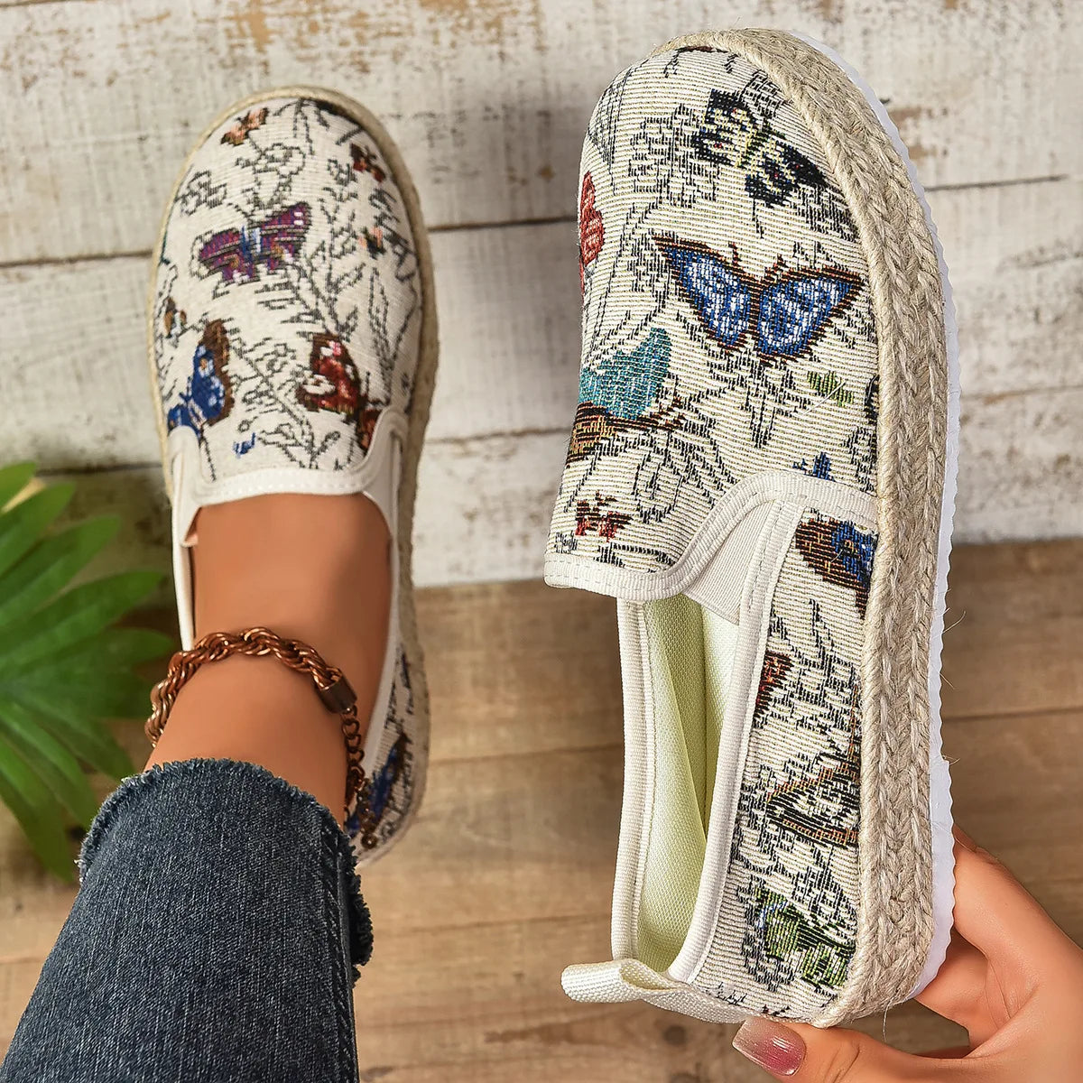 Maxy Women Flats Shoes Summer New Fashion Platform Loafers Flowers Casual Comfortable Sneakers Women Barefoot Shipping Shoes