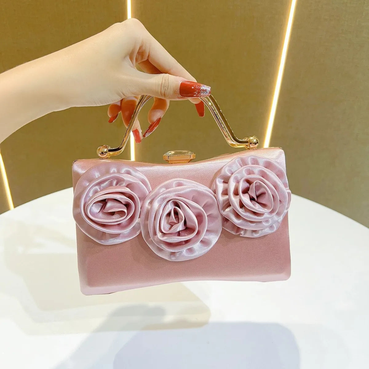 New Silk Evening Clutch Women’s Diamond Crossbody Bag Elegant Party Handbag Fashion Banquet Purse for Wedding Dinner Gown Look
