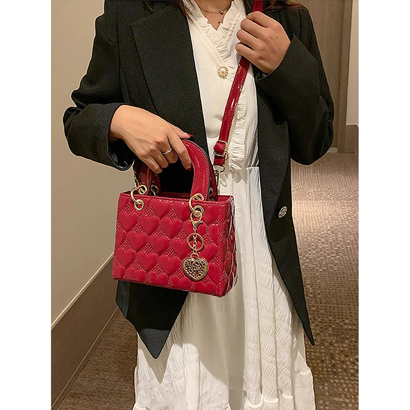 Maxy Red Love Patent Leather Bright Surface Handbag High-end Design Sense Wedding Bag Women's New Fashion All-matching Crossbody Bag
