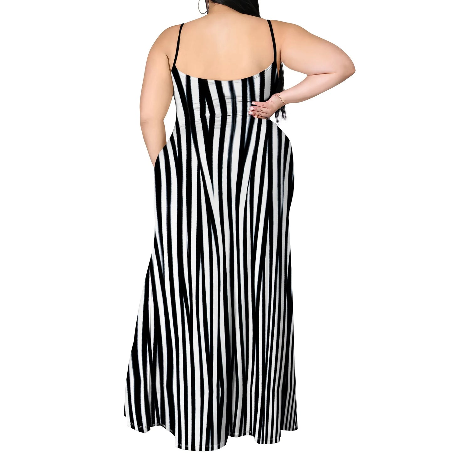 Maxy Plus Size Stripe Maxi Dress XL-6XL – Black & White Sleeveless Summer Look with Slit for Resort or Brunch 2025