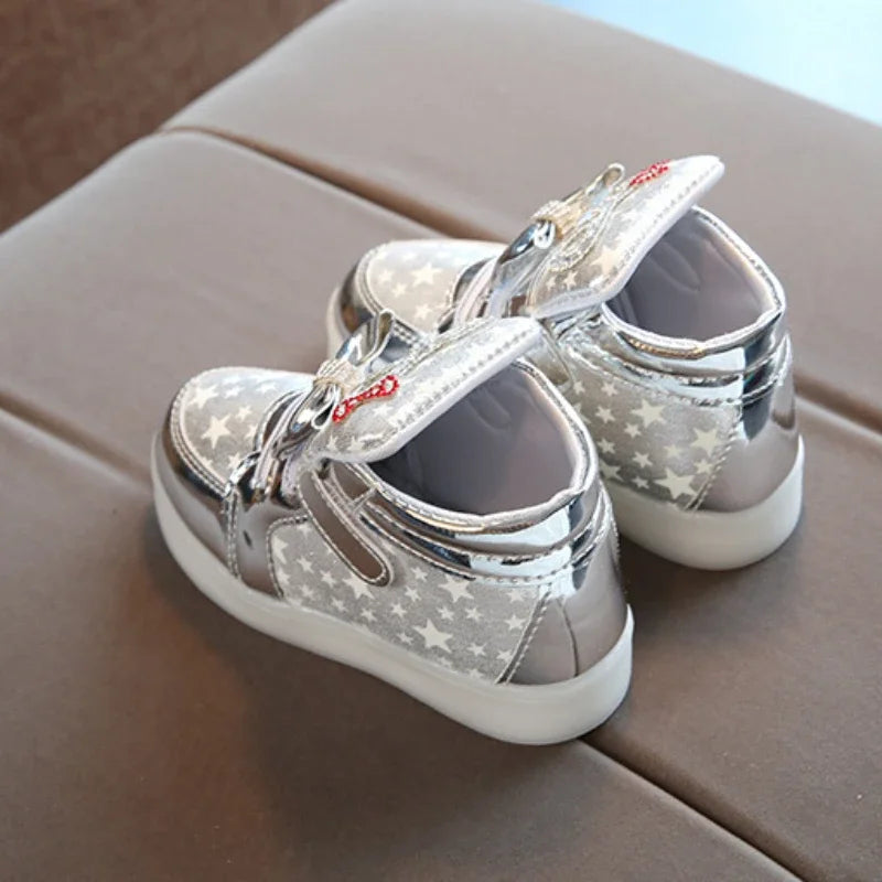 Maxy Girls Sneakers Light Up Flashing Sports Skateboard Shoes Comfortable LED Luminous Sequins Casual Shoes Baby Kids Toddler Shoes