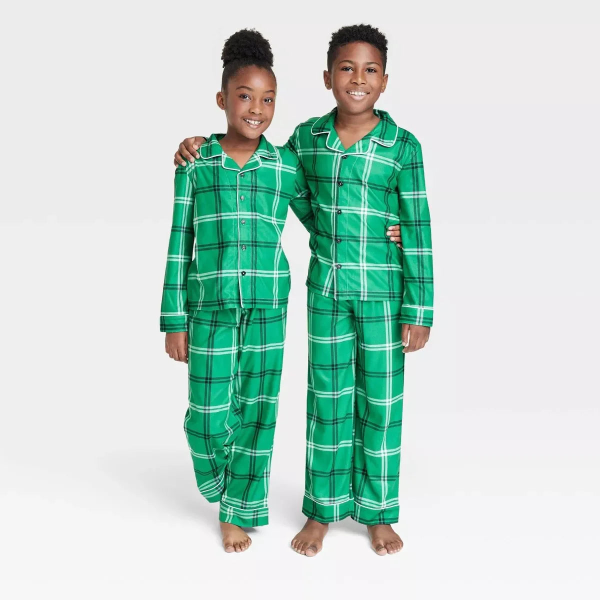 Christmas Family Pajamas Matching Set Plaid Print Long Sleeve Tops and Drawstring Pants Sleepwear