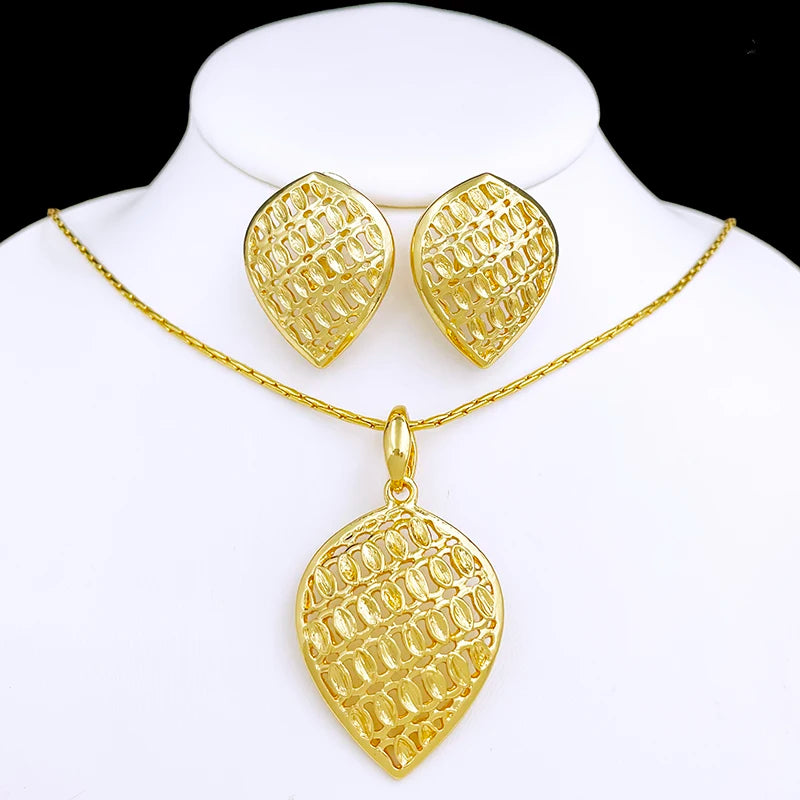 Maxy Elegant Women Necklace Earrings Set Trendy Plant Leaf Pendant 18k Gold Plated Two Tone Wedding Party Accessories