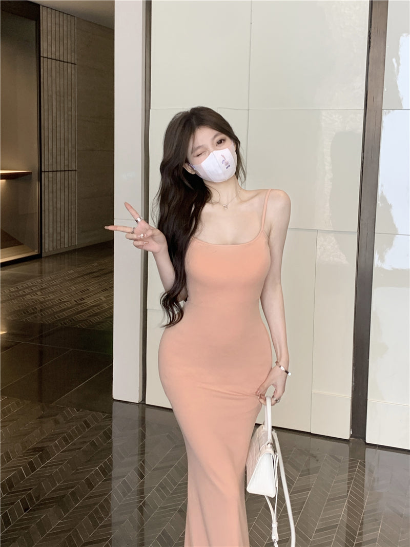 Sexy slim suspender bag buttock dressSexy Korean Fashion Suspender Simple Temperament Longuette Skirt Dress