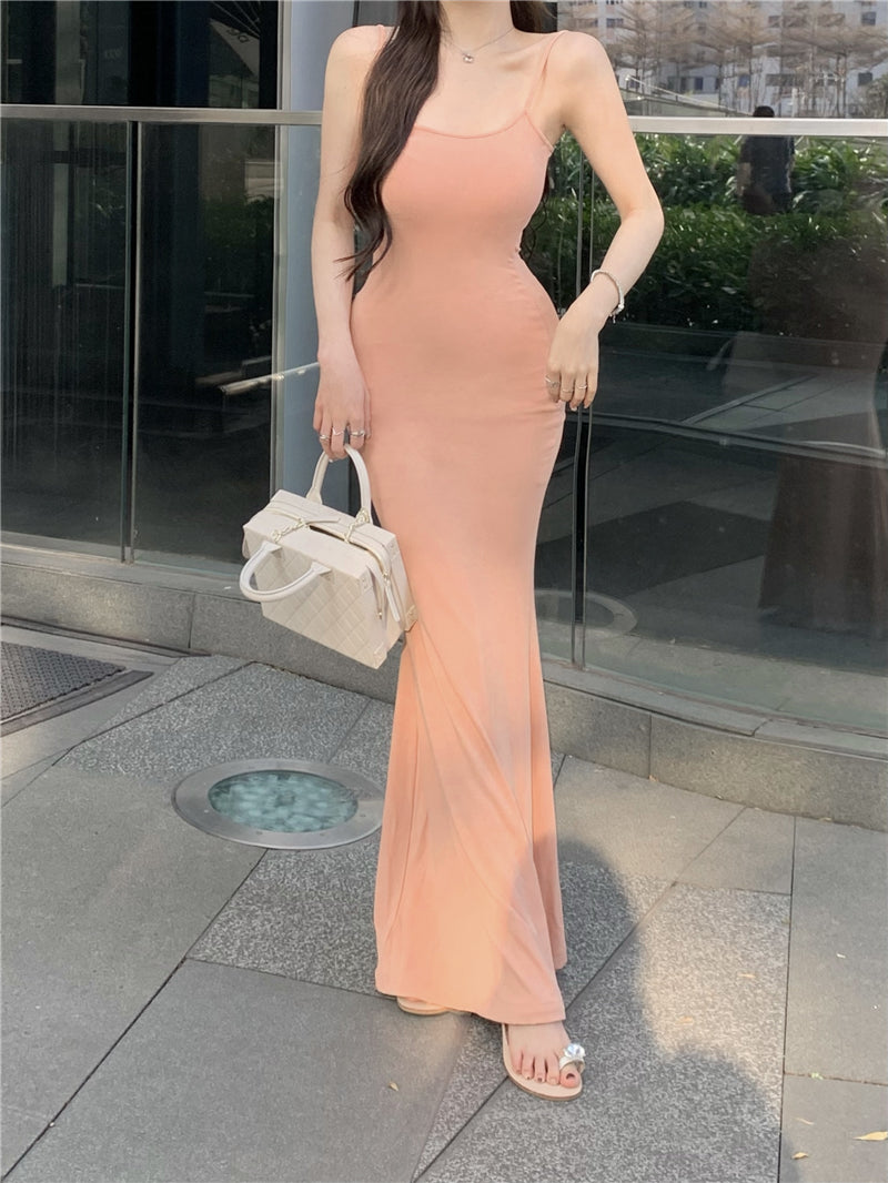 Sexy slim suspender bag buttock dressSexy Korean Fashion Suspender Simple Temperament Longuette Skirt Dress