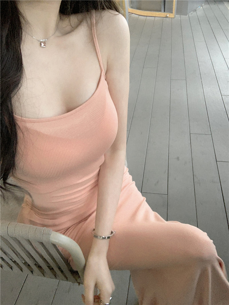 Sexy slim suspender bag buttock dressSexy Korean Fashion Suspender Simple Temperament Longuette Skirt Dress