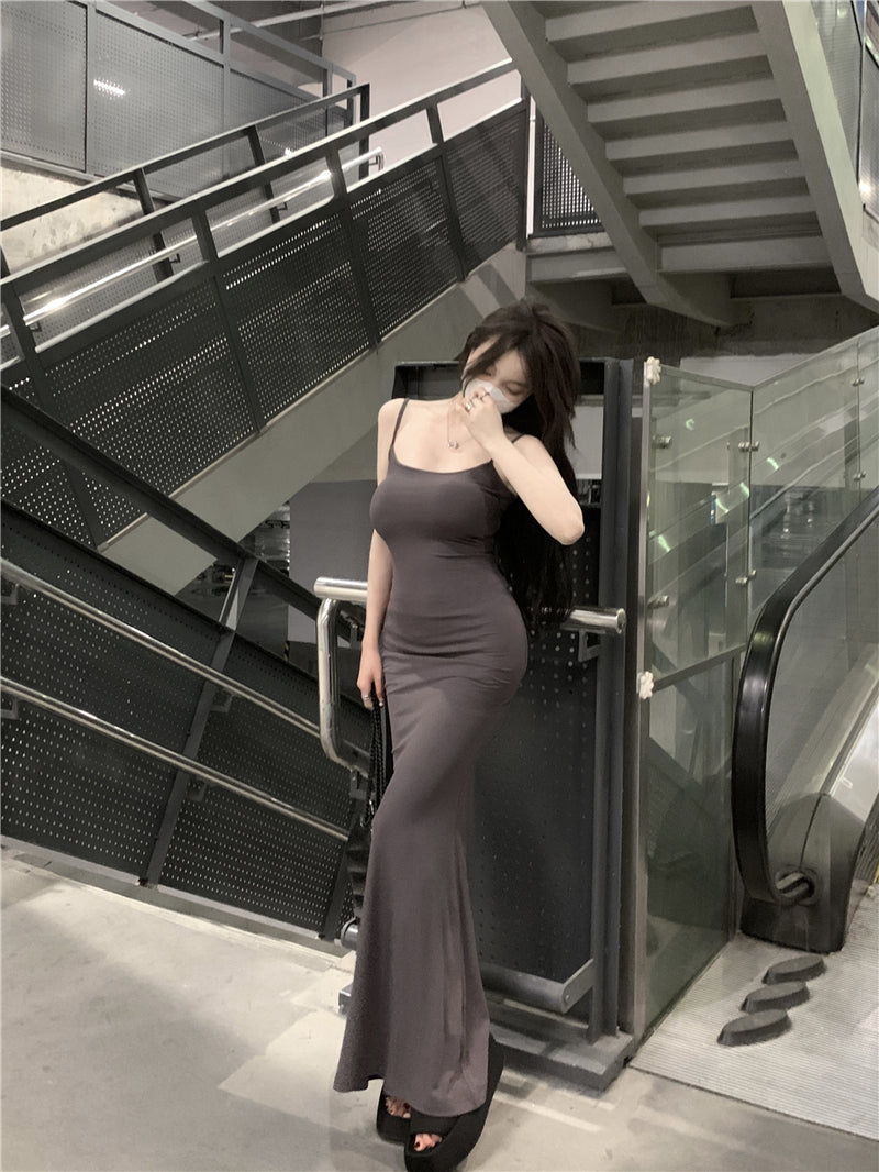 Sexy slim suspender bag buttock dressSexy Korean Fashion Suspender Simple Temperament Longuette Skirt Dress