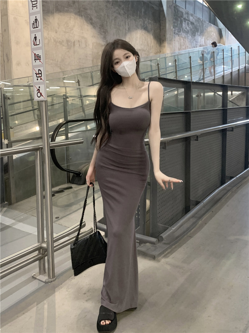 Sexy slim suspender bag buttock dressSexy Korean Fashion Suspender Simple Temperament Longuette Skirt Dress