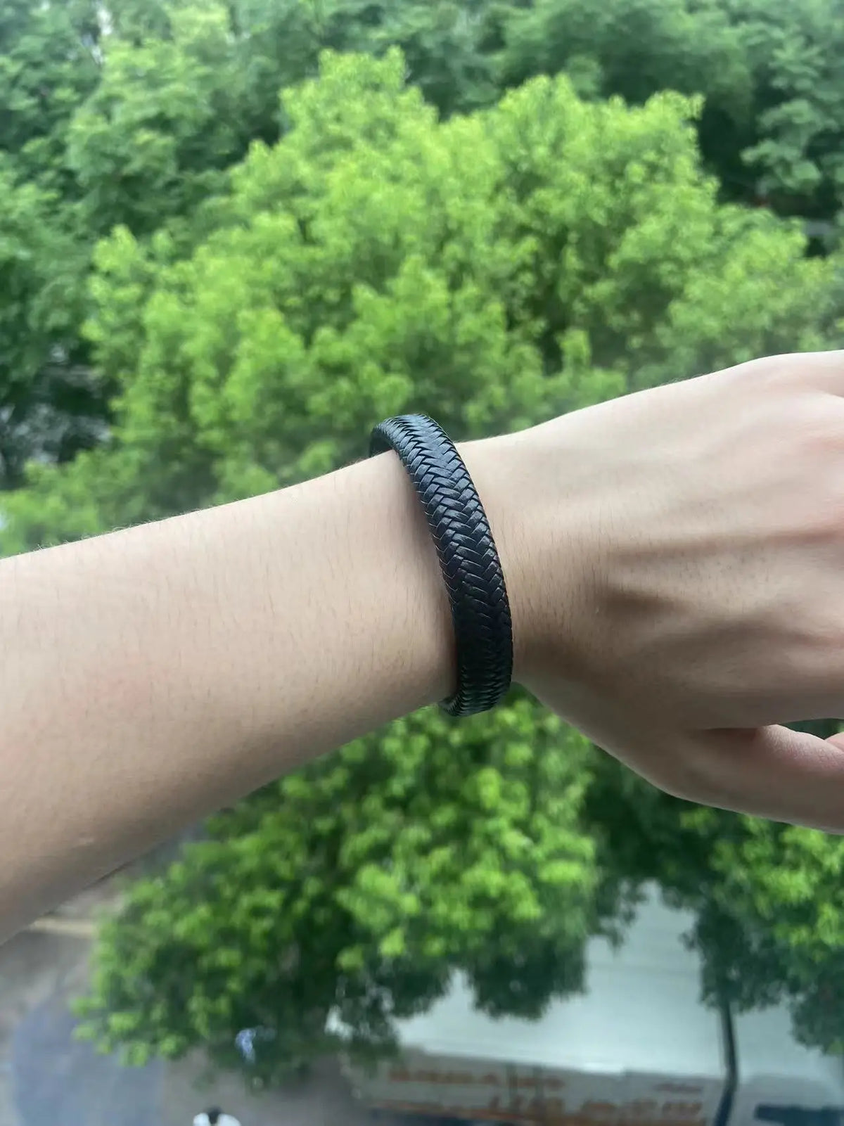 Maxy Black PU Leather Magnetic Bracelet Men's Mature and Stable and Elegant Giving Men The Best Gift for Men