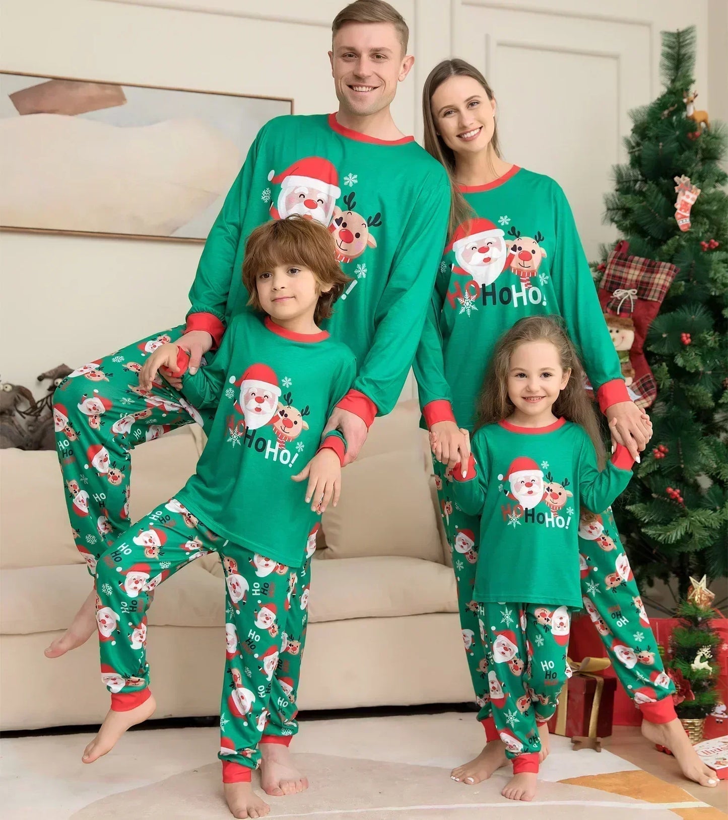 Maxy Christmas Family Matching Outfits Christmas Pajamas Set Xmas Cartoon Printed Sleepwear Homewear Pajamas for Kids Mom Dad