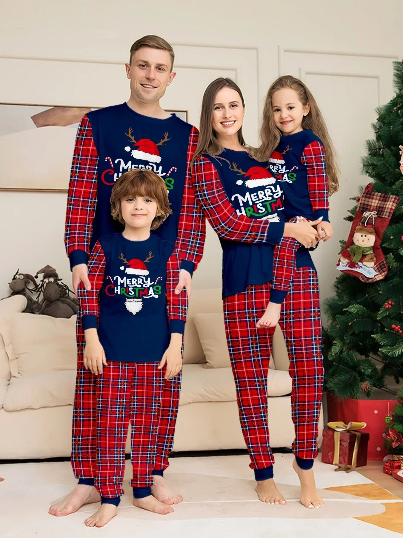 Winter 2024 Plaid Print Parent-child Matching Outfits Cute Loose Family Christmas Pajamas Set Baby Dog Romper Xmas Look Pyjamas