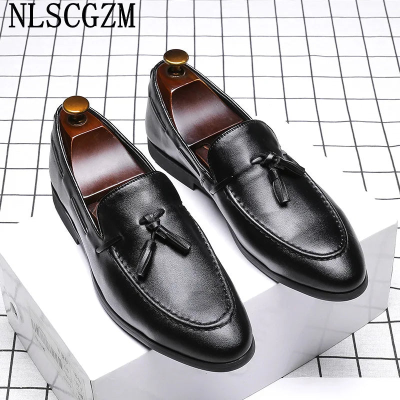 Amay Party Shoes Men Classic Italian Shoes Men Formal Evening Dress Loafers Luxury Elegant Men Shoes Leather Sepatu Slip On Pria Buty