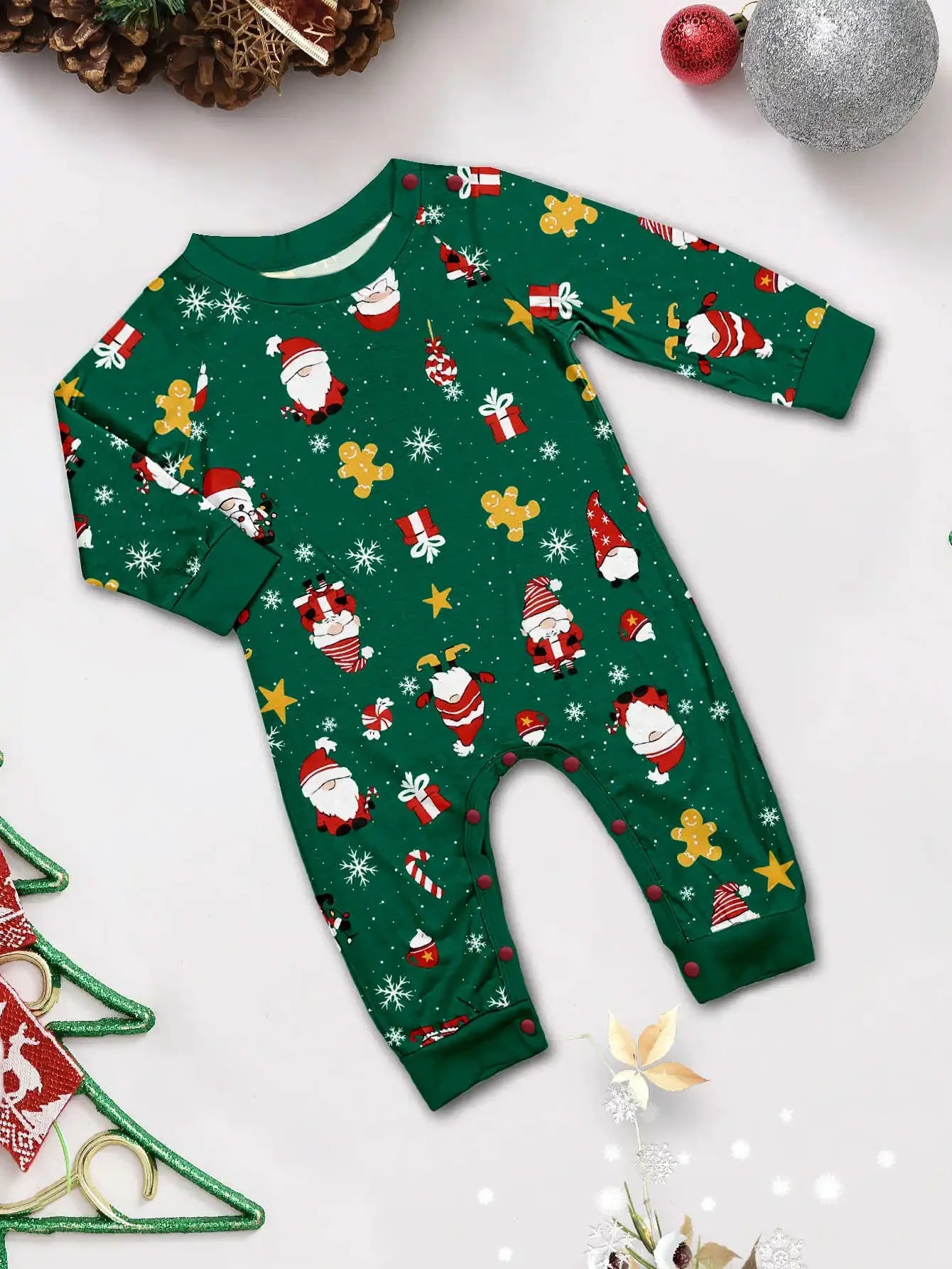 Merry Christmas Green Print Family Matching Outfits Casual Loose Sleepwear Full Sleeve O Neck Pajamas Adults Kids Clothing Set