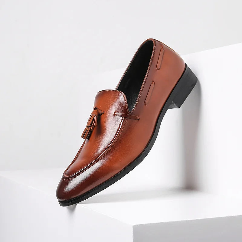 Amay Party Shoes Men Classic Italian Shoes Men Formal Evening Dress Loafers Luxury Elegant Men Shoes Leather Sepatu Slip On Pria Buty