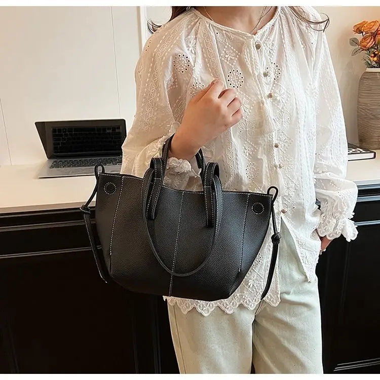 Maxy Fashion Brand Retro Tote Bag for Women French Niche Design Handbag PU Leather Composite Bag Large Capacity Underarm Shoulder Bag