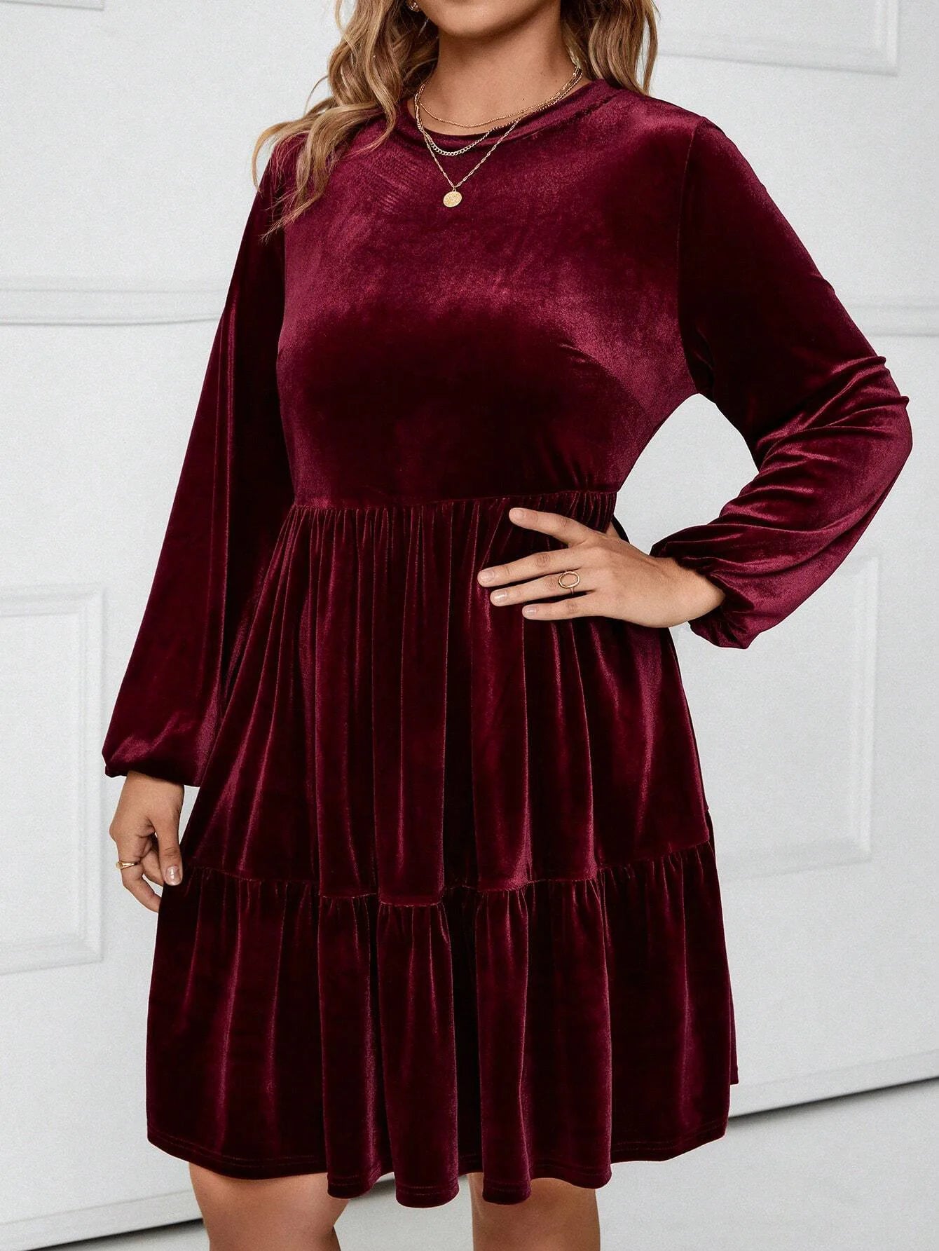 Maxy Winter Wine Red Velvet Plus Size Dress Women O-Neck Long Sleeve Mini Dress Ladies Elegant Pleated Short Evening Party Dress