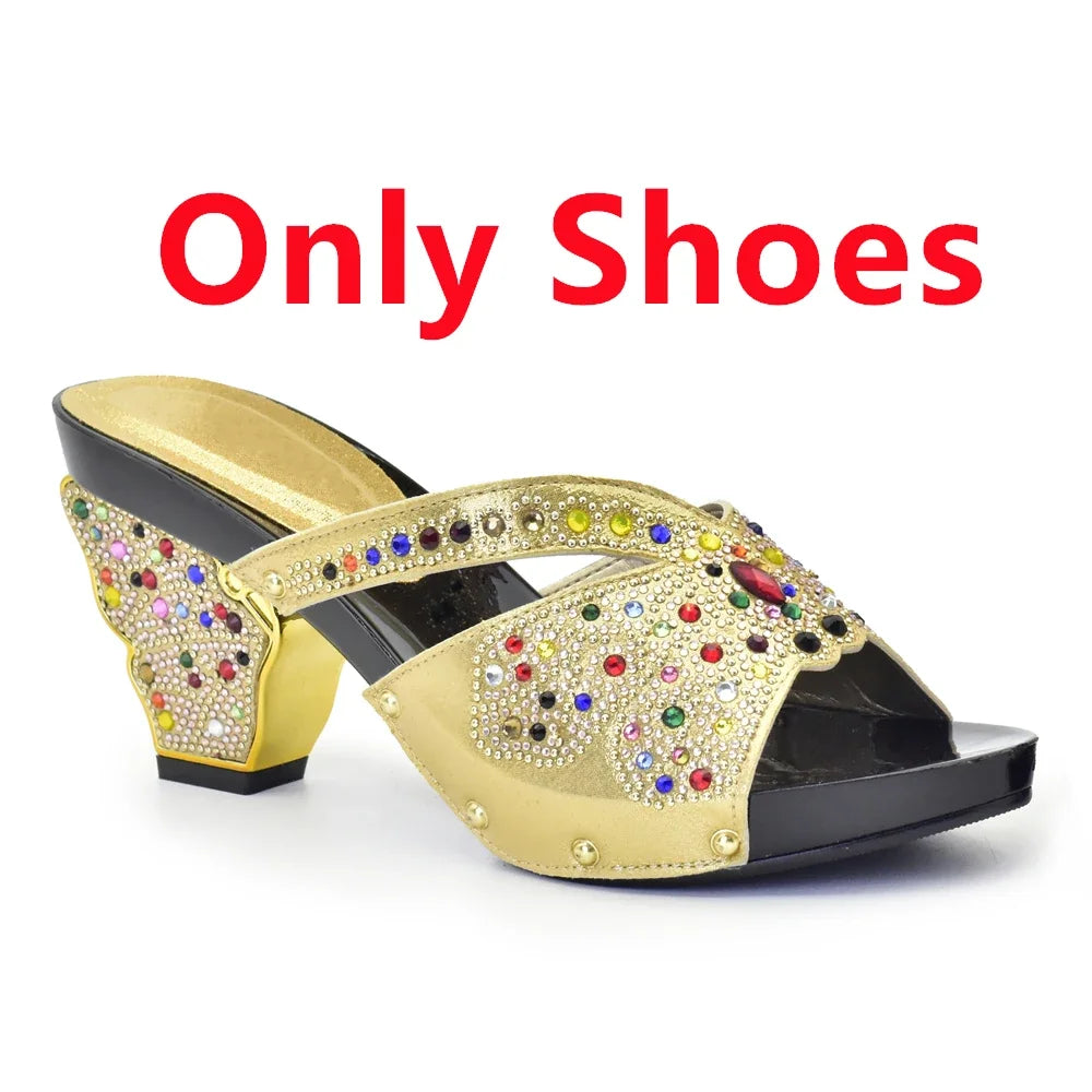 Max New Arrival Green Color Women Shoes and Bag Set In Italy High Quality African Wedding Shoe and Bag Set Decorated with Rhinestone.