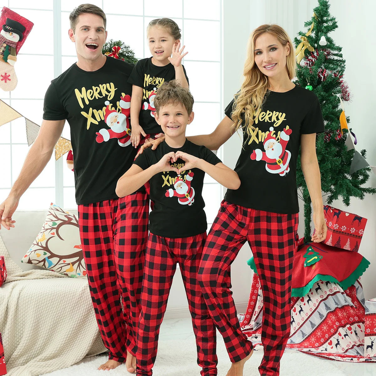Momsey New Short Sleeve T-Shirt Long Pants Christmas Pajamas Set Adults Kids Matching Outfits Merry Xmas Print Costume Family Look