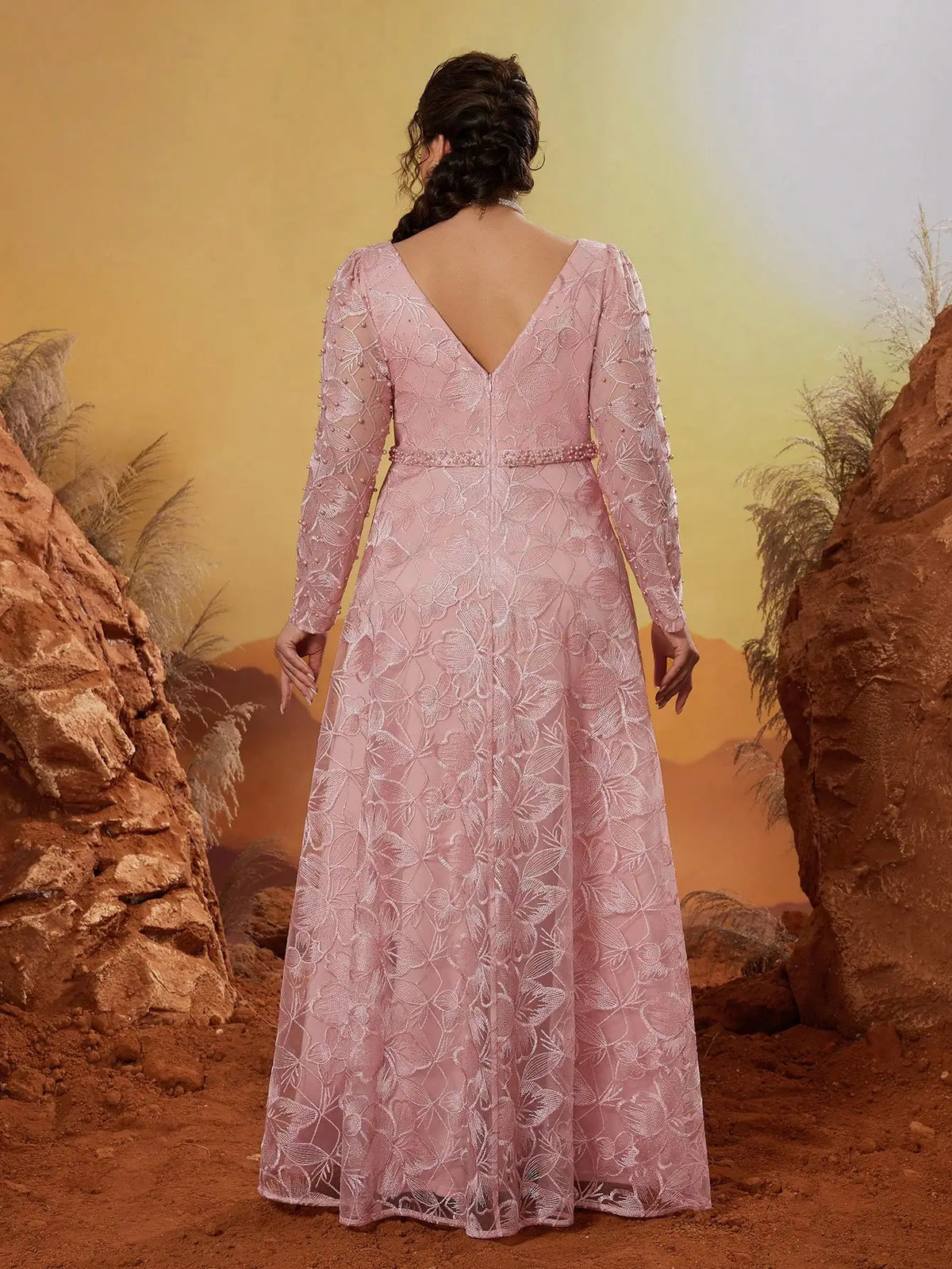 Maxy Andoke round-necked puffed-ball embroidery lace long-sleeved dress with appliquéd trim and side slit