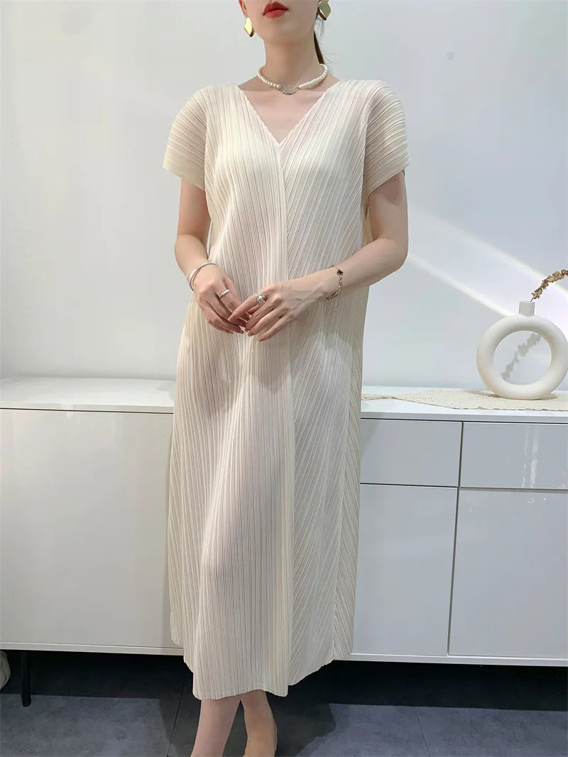Maxy High-end Summer New V-neck Slit Pleats Dress Medium-length Comfortable Casual Pleated Dresshigh Quality Office Dress Robe