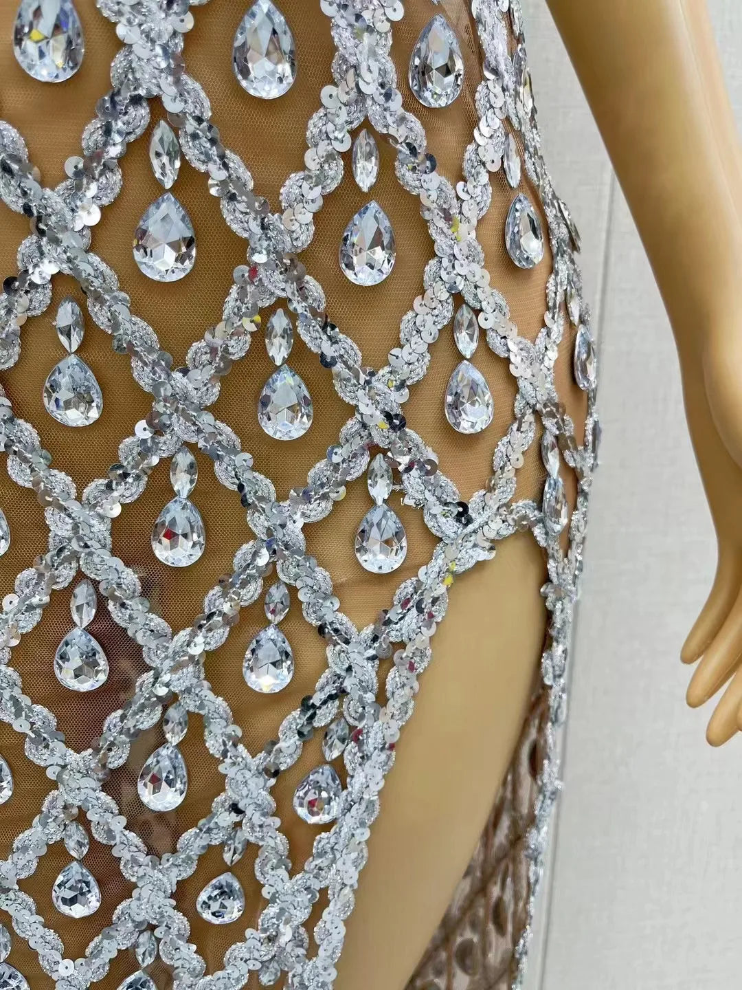Amay Women Evening Wedding Sparkly Silver Sequins Rhinestones High Split Dress Elegant Celebrate Prom Gown Birthday Photograph Dress