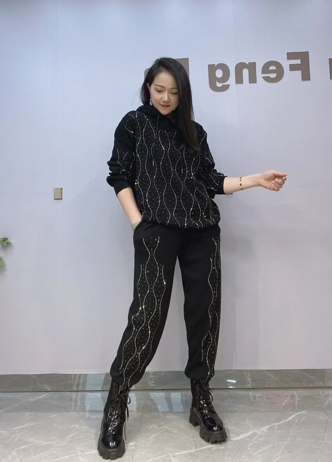 Maxy Fashion Striped Diamonds Sweater Set with Long Pants Women Autumn Tracksuit Loose Casual Hooded Two Piece Sets Womens Outifits