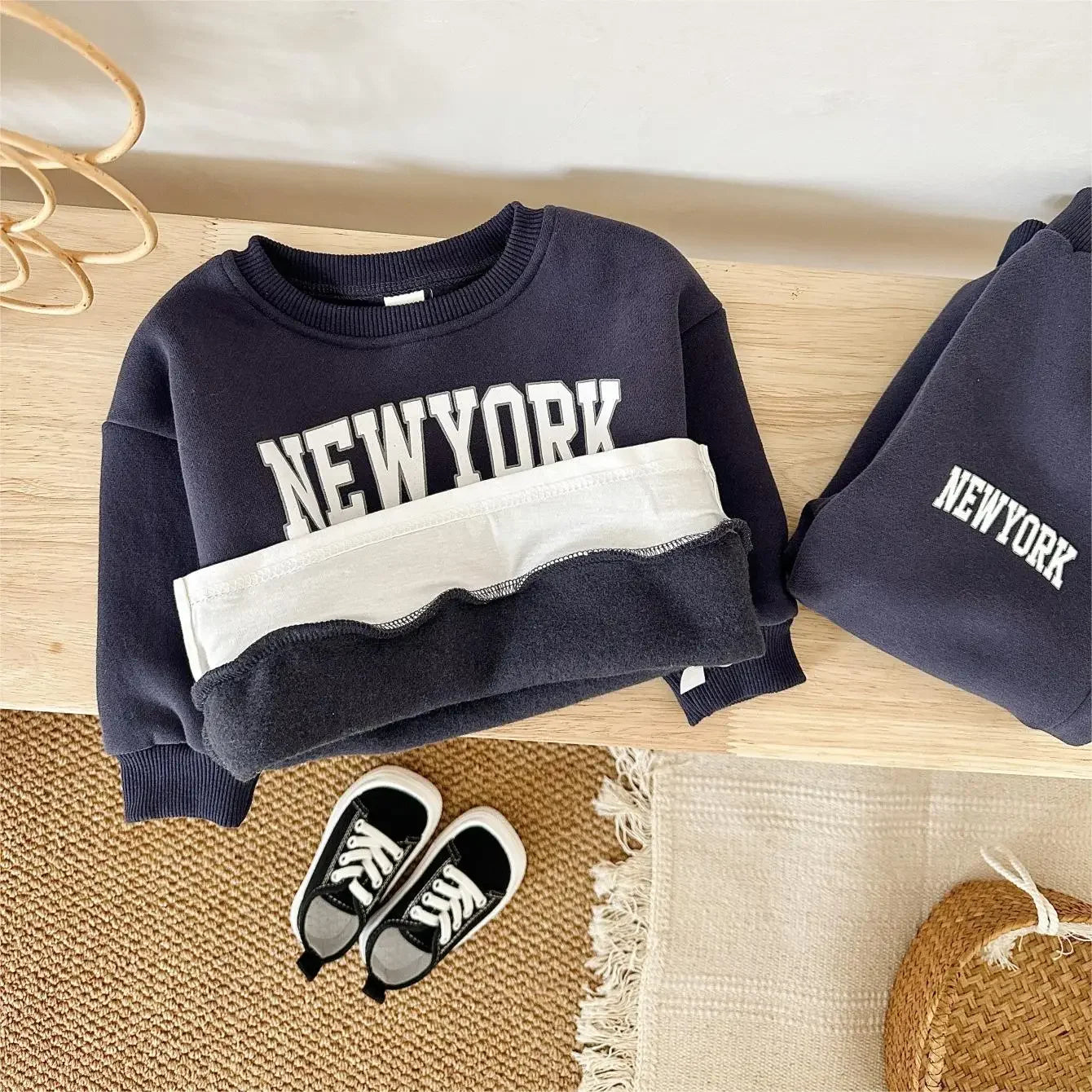 Maxy 2Pcs Baby Clothing Set Boys Girls New York Print Sports Top Pants Suit Sweatshirt Winter Toddler Outfit Thick Newborn Clothes