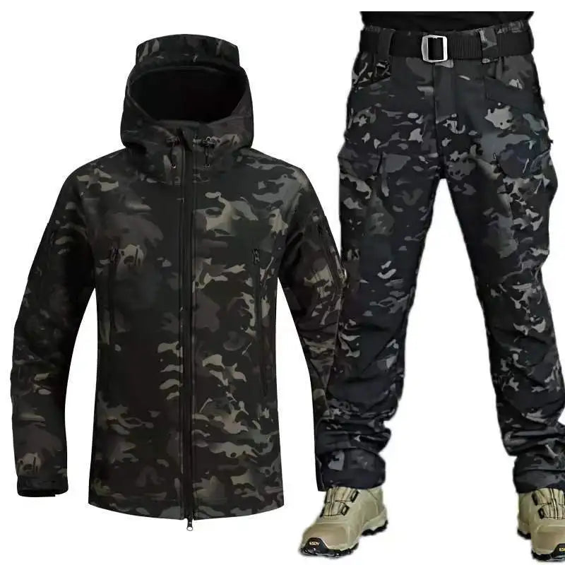 Maxy Outdoor Shark Skin Warmth Set Camo Plush Thickened Coat Autumn/Winter Racing Top Does Not Include Cuff Logo Pattern
