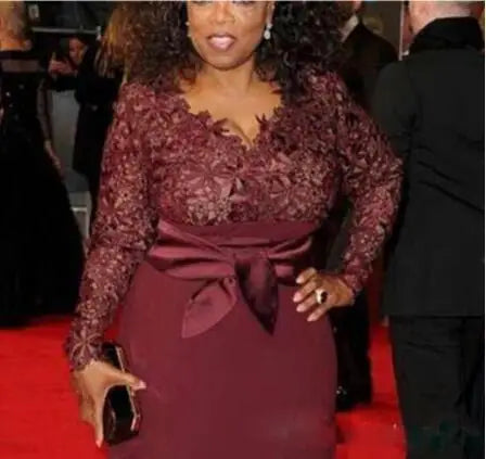 Maxy Plus Size Mother of the Bride Dresses Burgundy Lace Long Sleeves V Neck Sash Red Carpet Formal Wedding Party Gown Madrinha