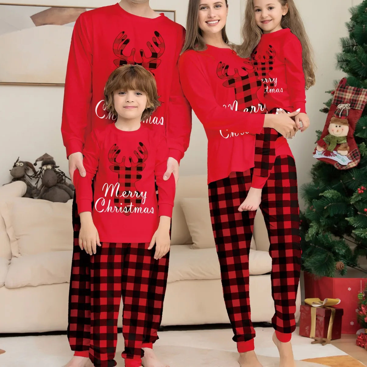 Christmas Family Matching Outfits Adult Kids Mom Dad Pajamas Set Baby Rompers Casual Sleepwear Xmas Claus Family Look Pyjamas