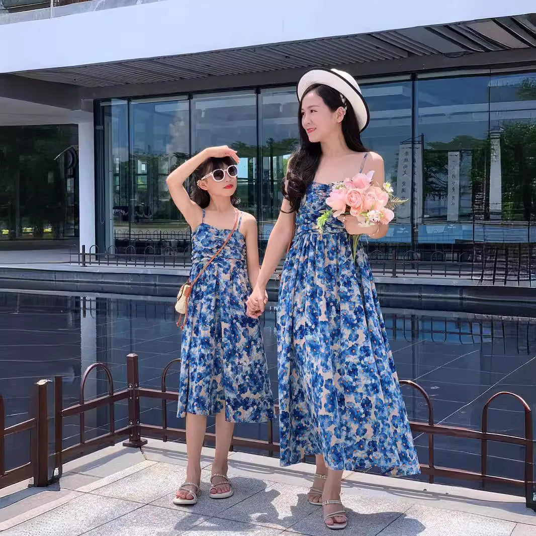 Maxy Vacation Look Mother and Daughter Floral Dress Mom and Baby Girls Resort Dresses Holiday Beach Momy and Me Clothing Women Robe