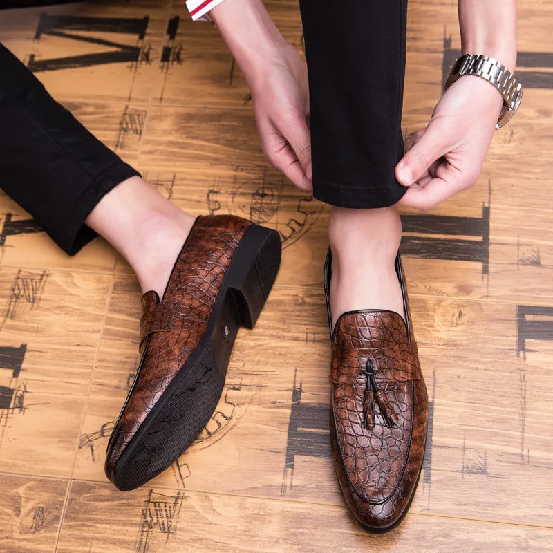 Amay New luxury brand fashion Men tassel loafers shoes leather italian formal dress office footwear oxford shoes for men ert5
