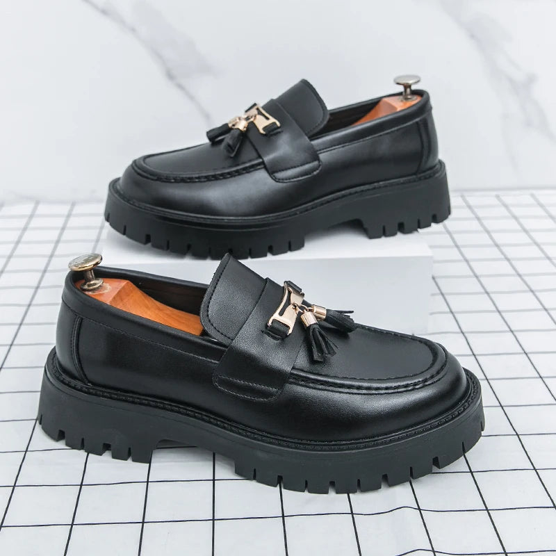 Visco Four Seasons Classic Men Formal Leather Shoes Men Casual Thick-soled Anti-slip Fashionable Loafers Wedding Banquet Shoes Men