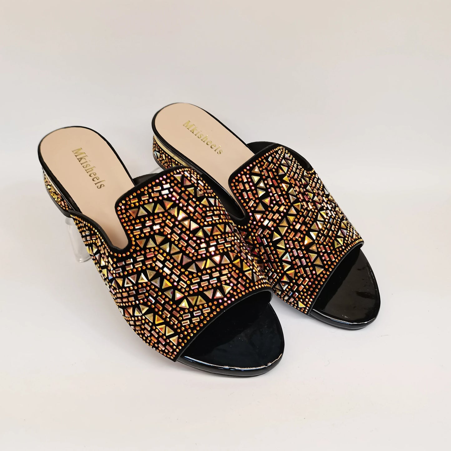Maxy New Classic Design Women's Rhinestone Sandals Italian Style Lady Slippers Low Heel Lady Comfy Sandals for Party Daily F4-1213-1