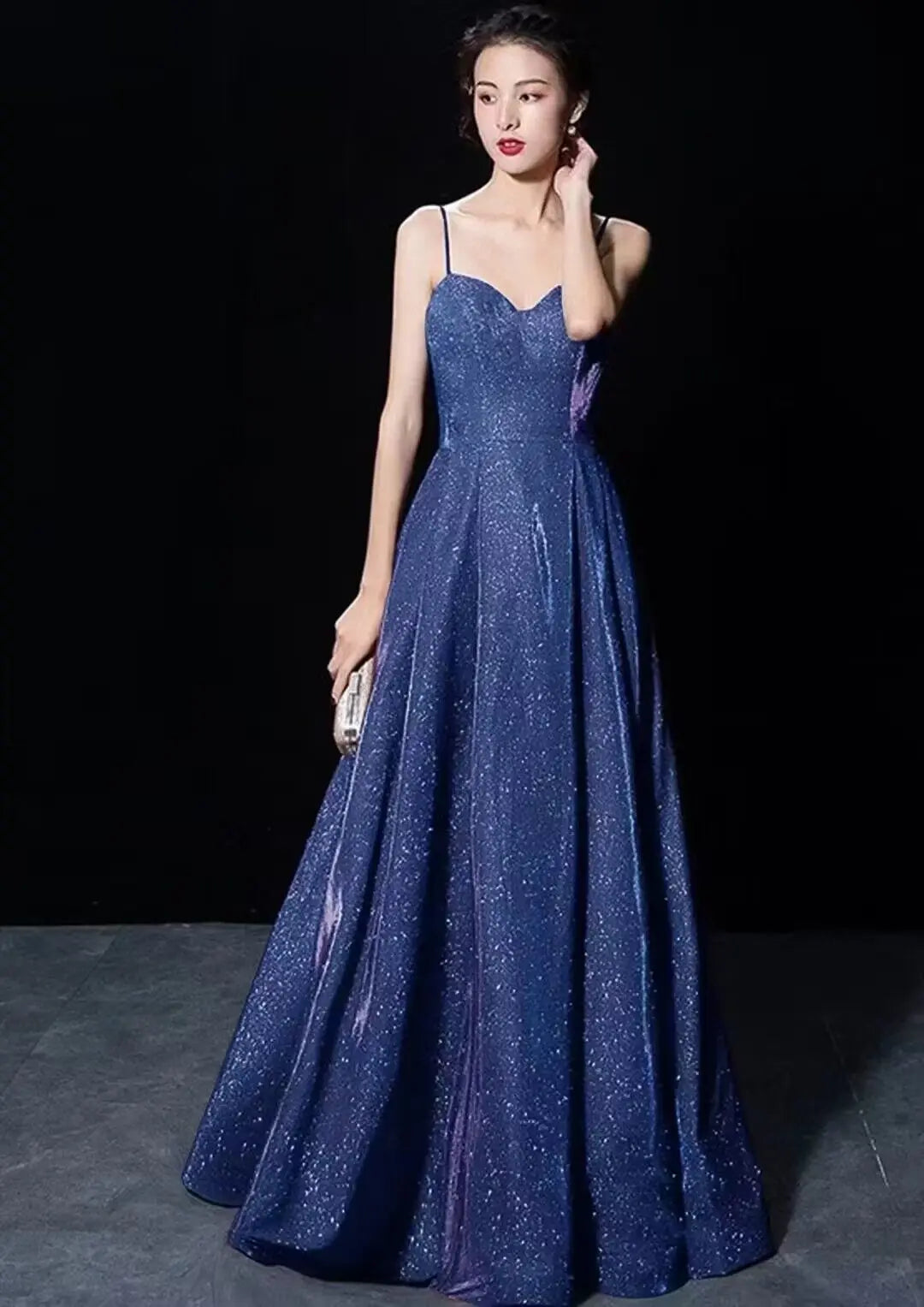 Maxy Elegant Glitter Banquet Dresses Women Fashion Spaghetti Straps Slimming Starry Sky Evening Party Dress Sexy Gown Prom Dress