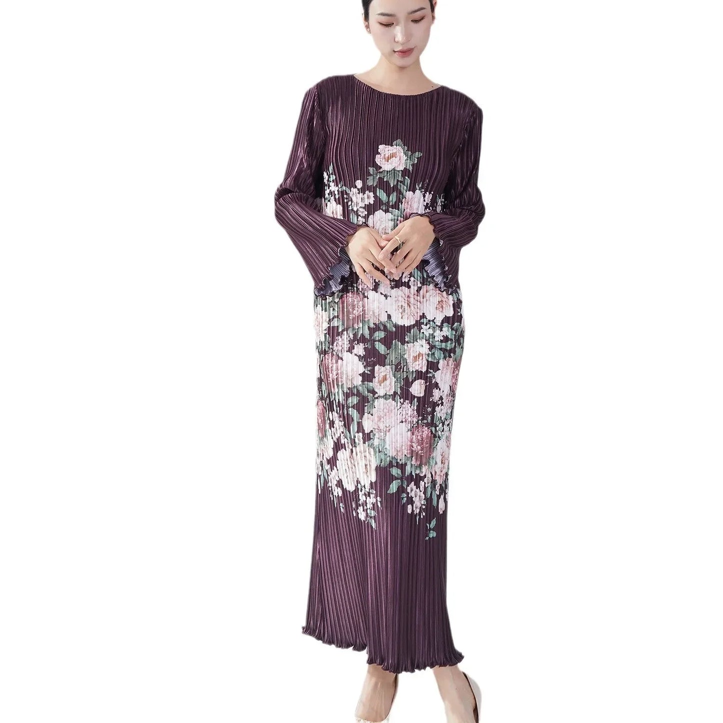 Maxy Autumn Women's Premium Miyake Floral Print Round-Neck Loose Dress Elegant & Versatile Maxy Dress for Mature Chic