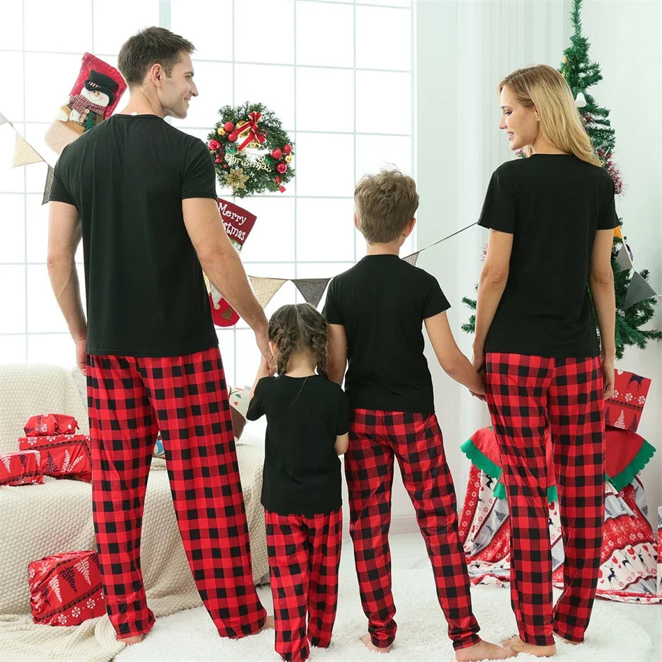 Maxy 2024 Short Sleeve Christmas Family Matching Outfits Plaid Father Mother & Children Pajamas Sets Mommy and Me Xmas Pj's Clothes