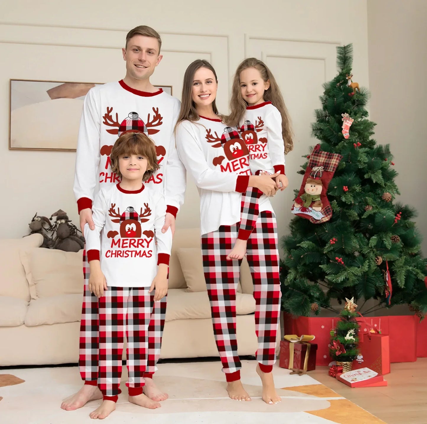 Christmas Soft Pajamas Family Matching Outfits Print Sleepwear Set Mom Daughter Dad Son Baby Look Matching Clothing Xmas Pajamas