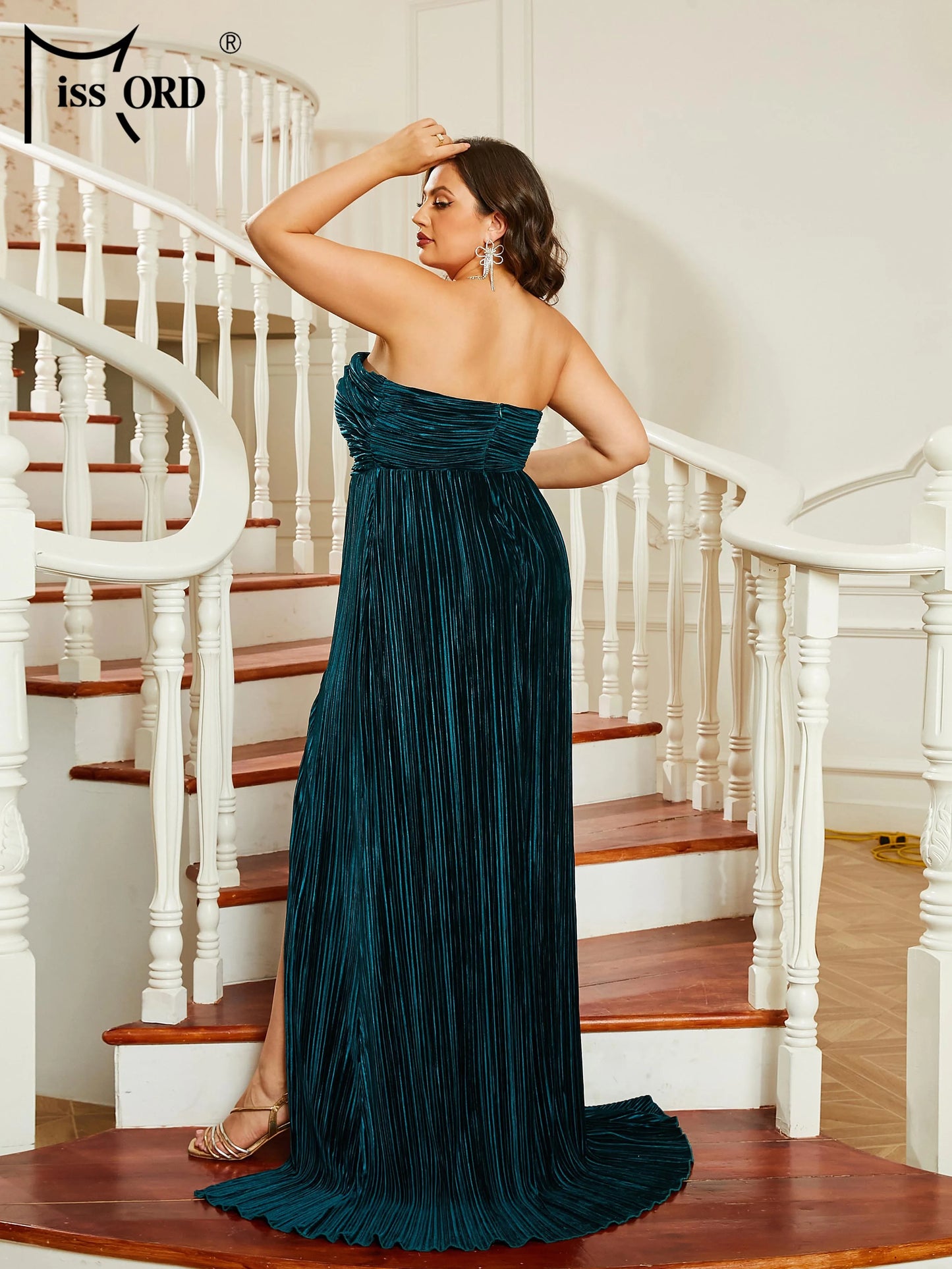 Momsey New Plus Size Strapless Pleated Split Green Velvet Prom Party Evening Formal Occasion Dresses