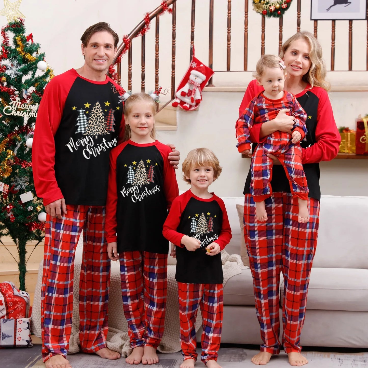 Merry Christmas Cartoon Print Family Pajamas Set Mother Father Kids Matching Outfit Baby Romper Boys Girls Clothes Xmas Look Pjs